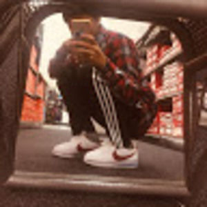 Meet your Posher, Aaron